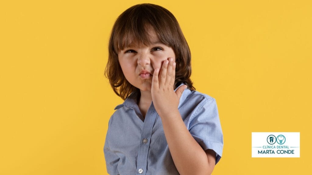 cómo evitar caries en niños, higiene dental infantil