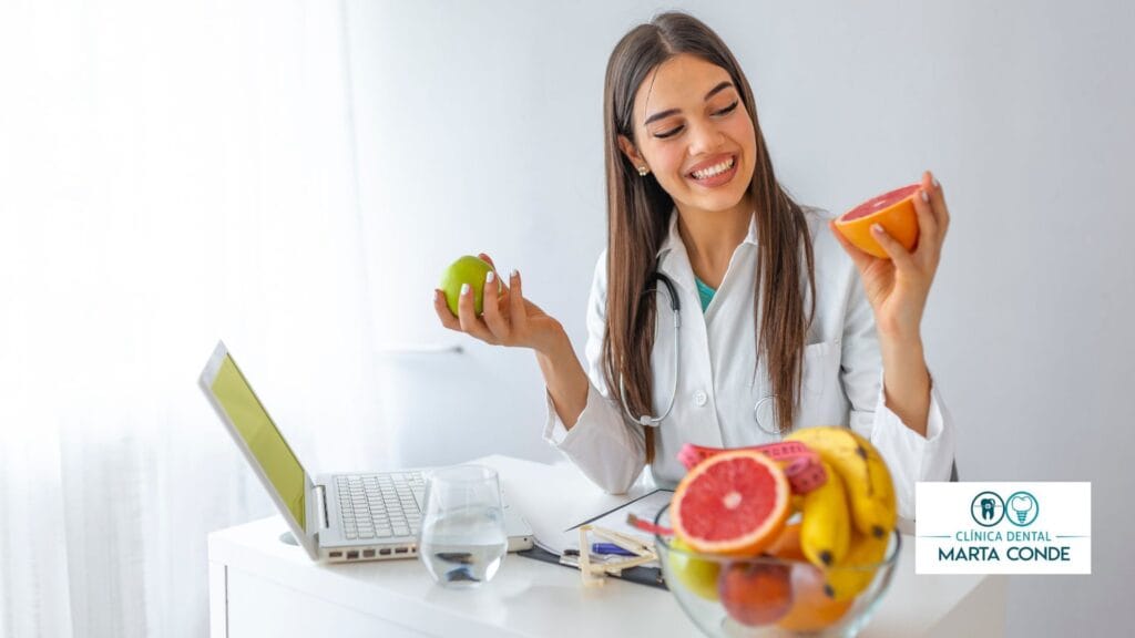 cómo influye una buena alimentación en los dientes